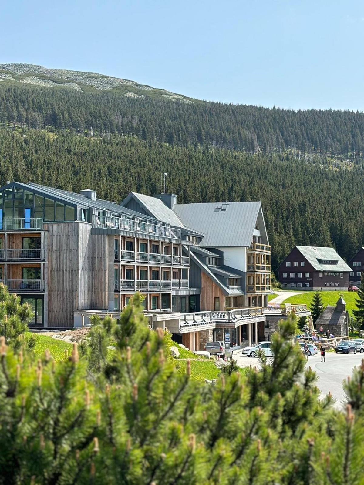 Resort Sv. František - Hotel Erlebachova Bouda Špindlerŭv Mlýn Buitenkant foto