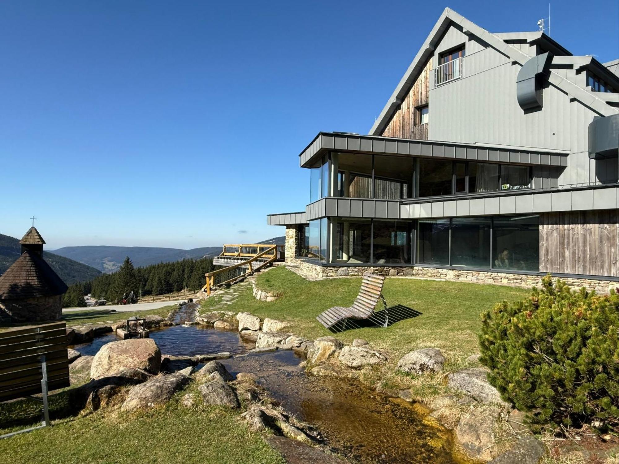 Resort Sv. František - Hotel Erlebachova Bouda Špindlerŭv Mlýn Buitenkant foto