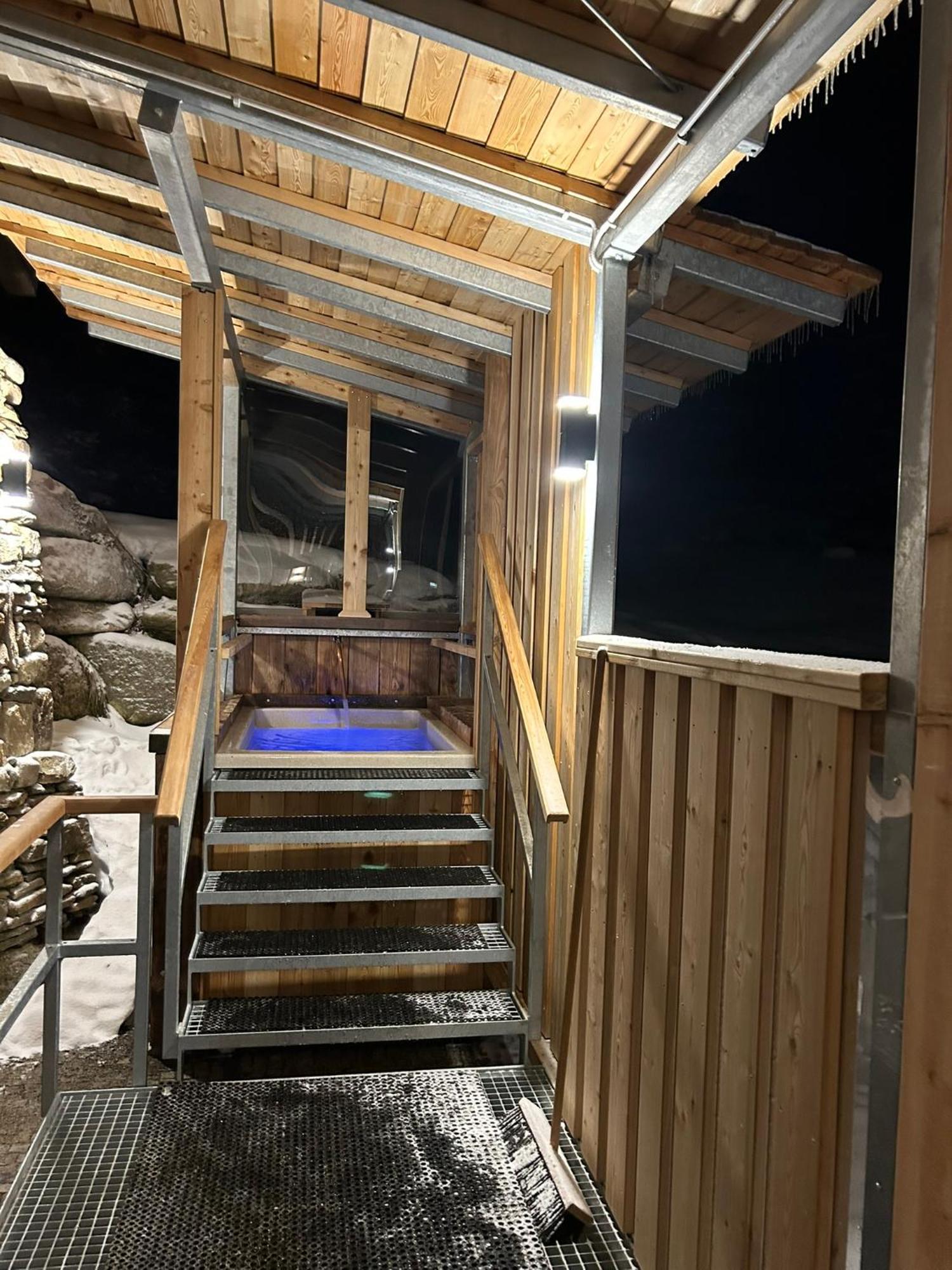 Resort Sv. František - Hotel Erlebachova Bouda Špindlerŭv Mlýn Buitenkant foto