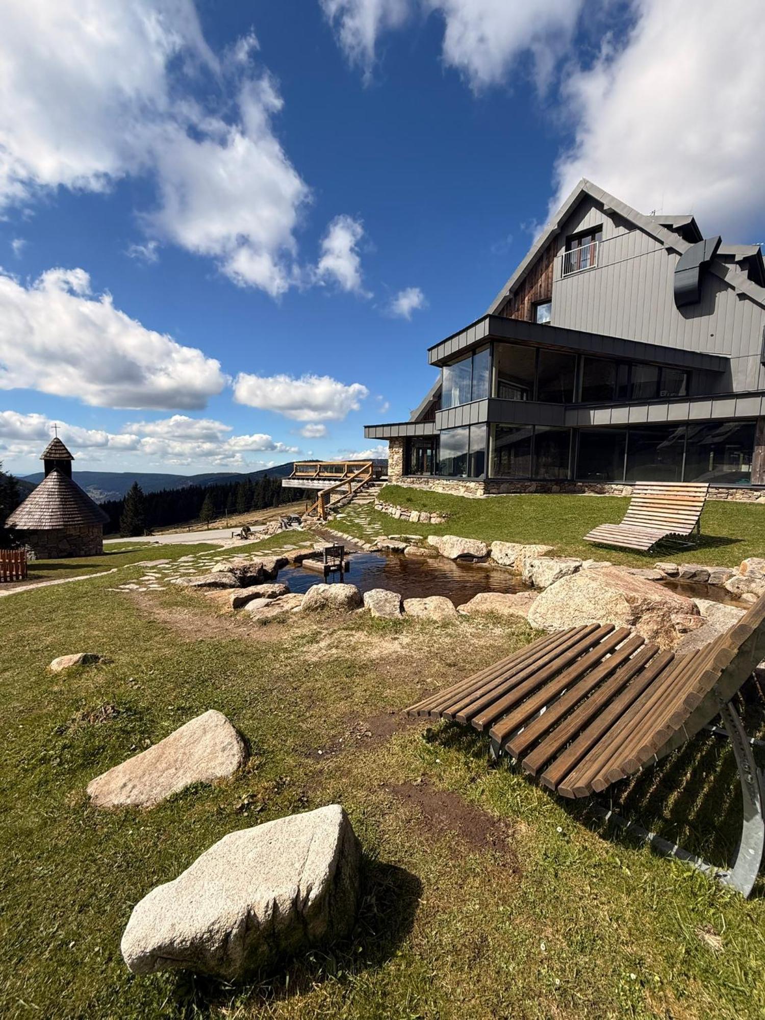 Resort Sv. František - Hotel Erlebachova Bouda Špindlerŭv Mlýn Buitenkant foto