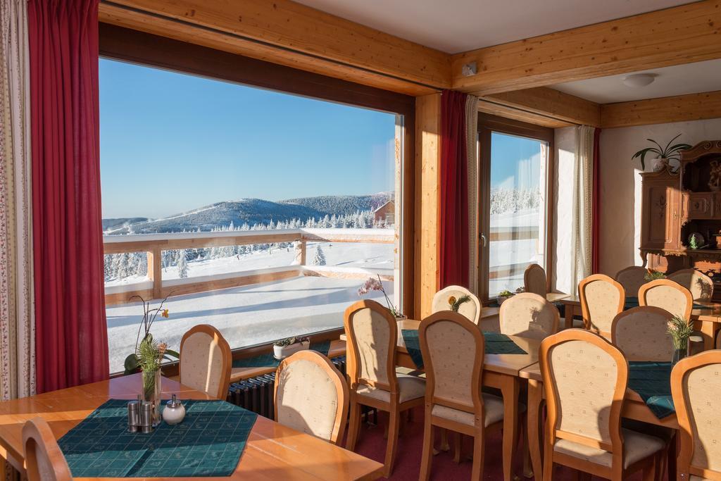 Resort Sv. František - Hotel Erlebachova Bouda Špindlerŭv Mlýn Buitenkant foto